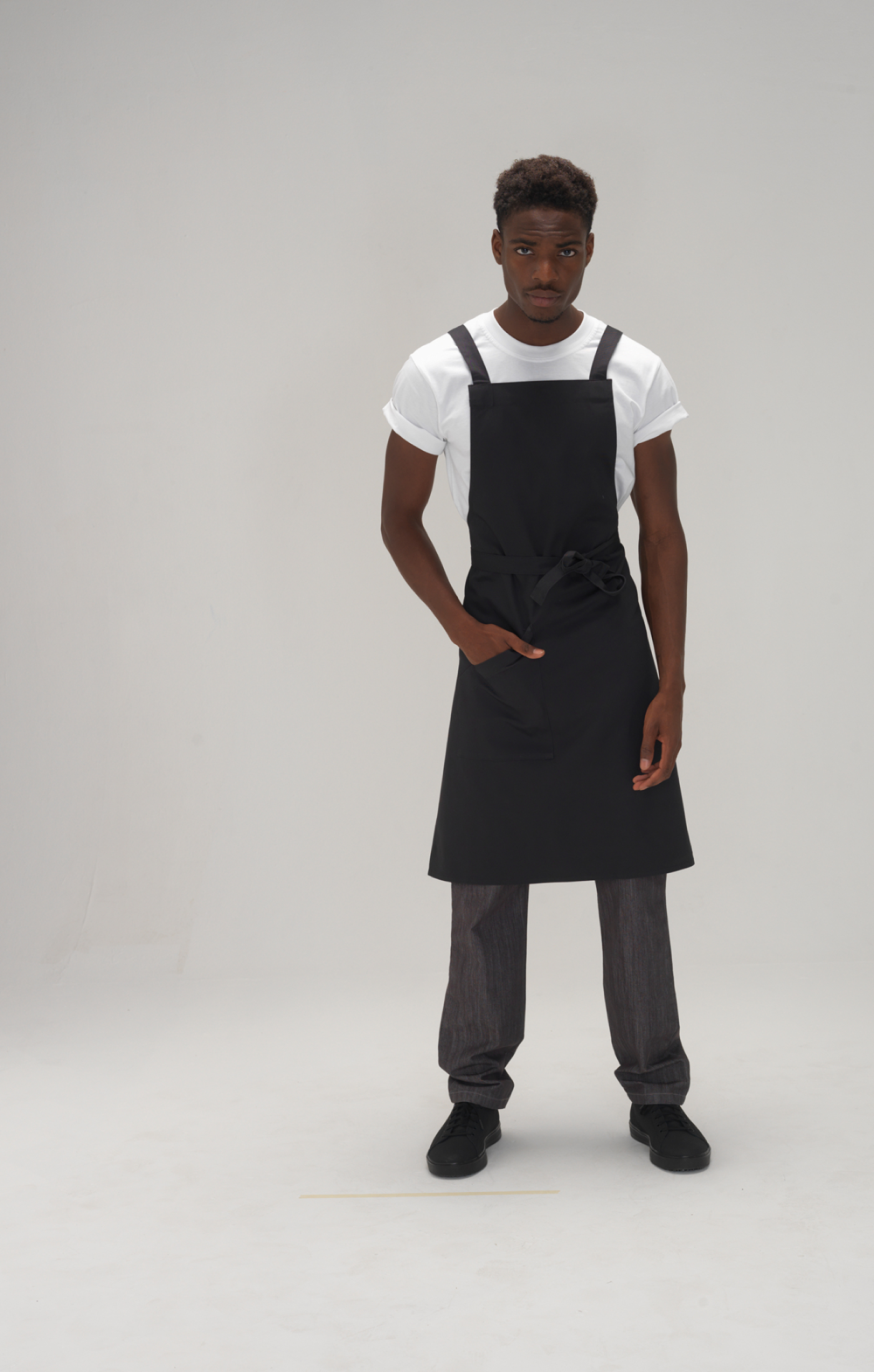 Statement Crossover Bib Apron