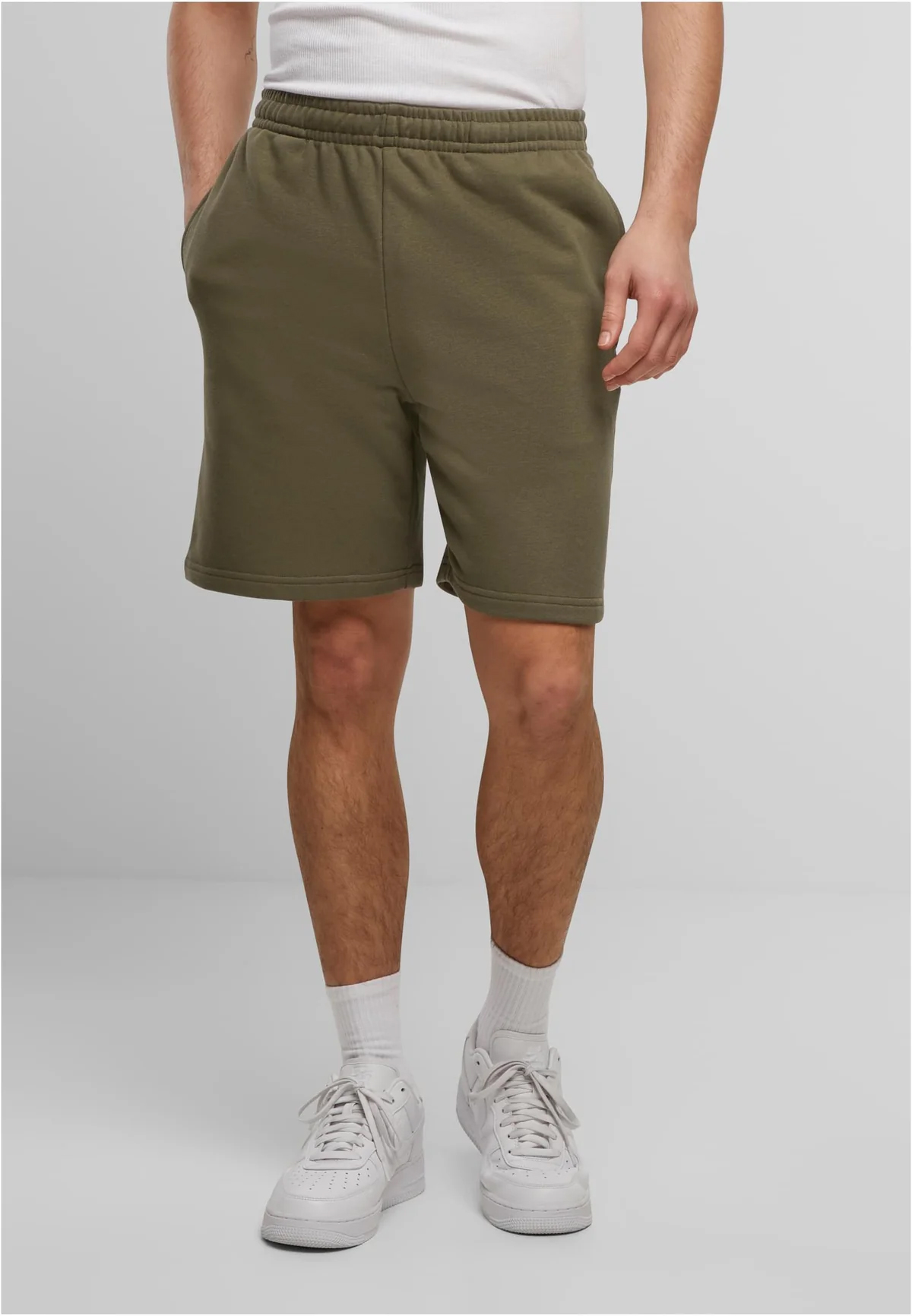Oberschenkellange Basic Sweatshorts